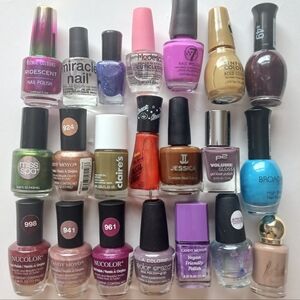Nail color lot